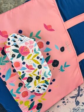 Clinique Pink Floral Tote with Multicolor Floral Pouch